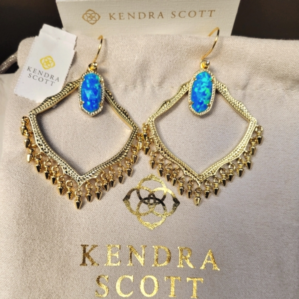 💖NWT Custom💖 KENDRA SCOTT🌟Gold Boho Ocean Blue Opal Fringe Drop Earrings